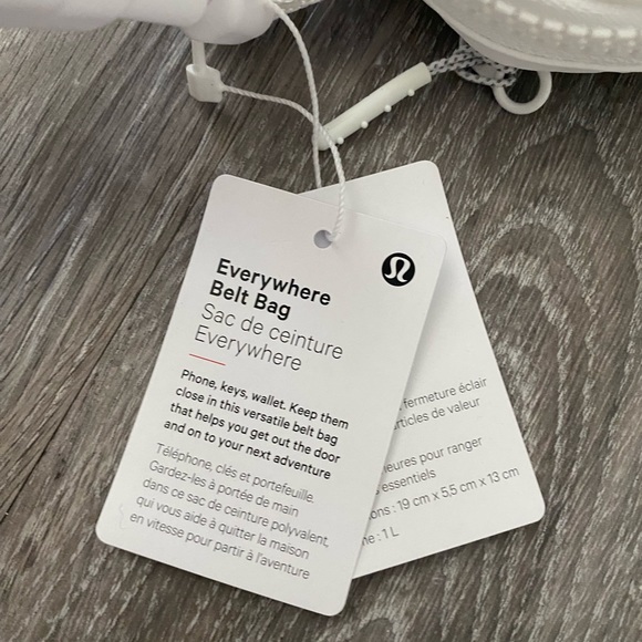 Brand new Lululemon Belt bag Pure White Fanny pack - Picture 5 of 10